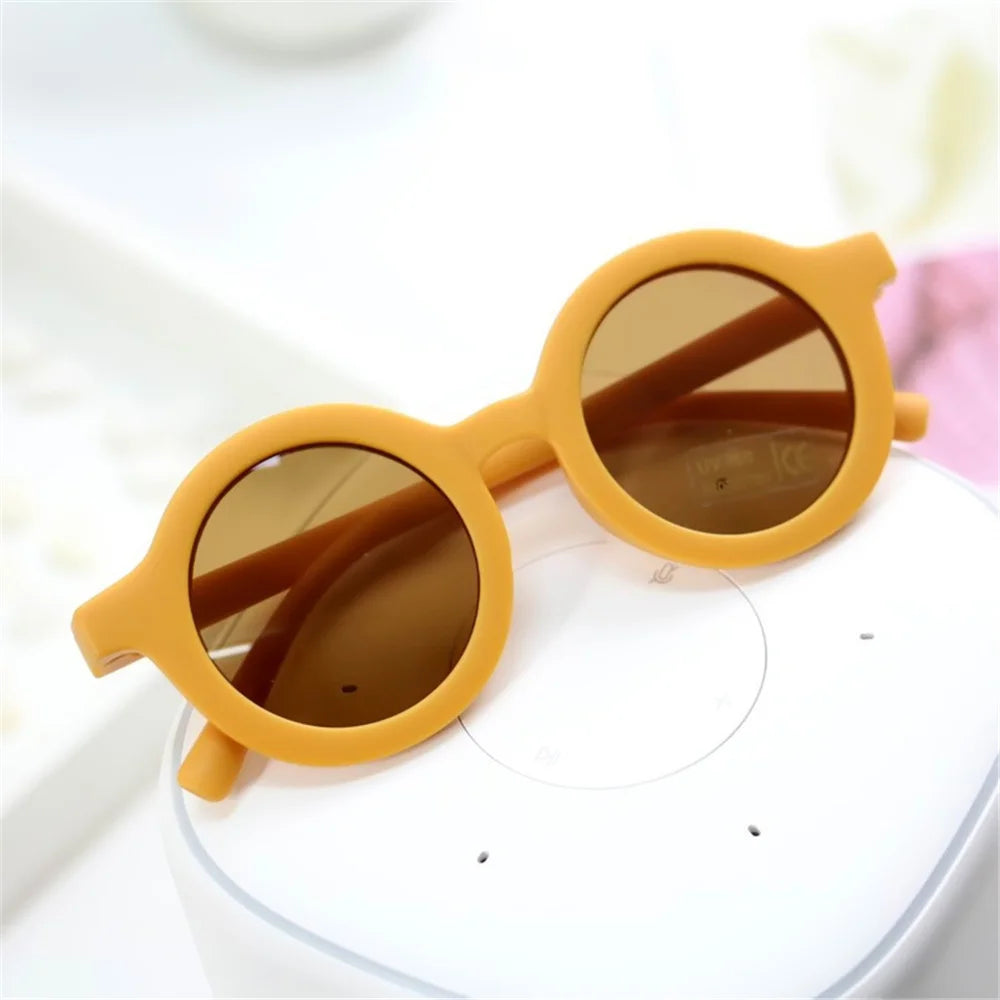 Retro Solid Color Ultraviolet Sunglasses