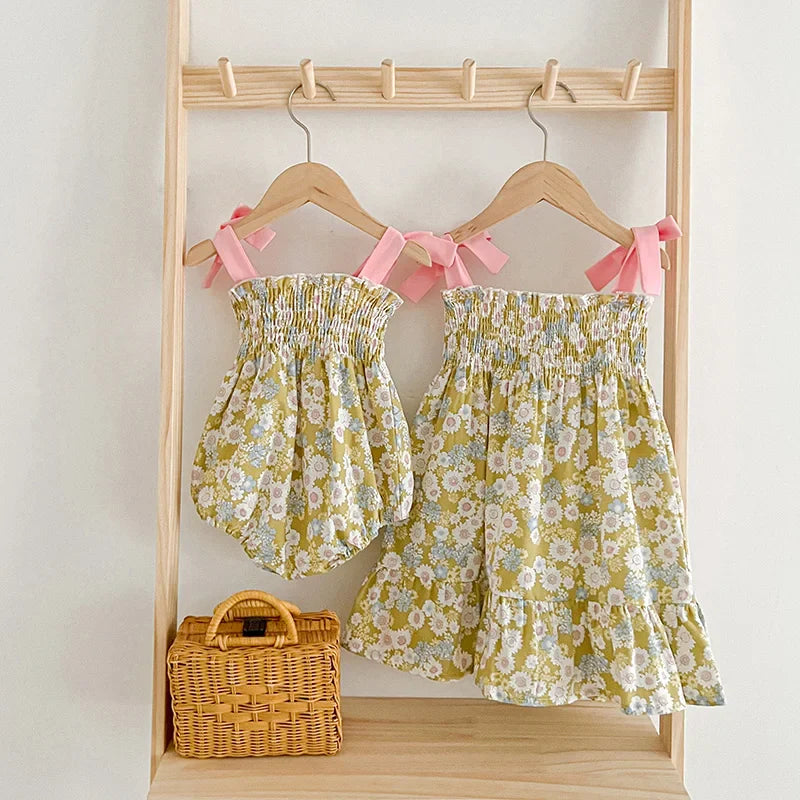 Contrast Floral Sister Outfit