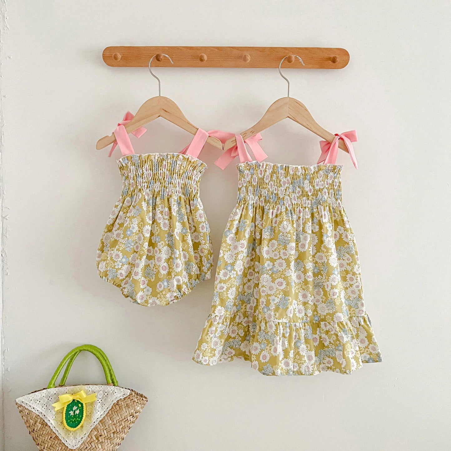 Contrast Floral Sister Outfit