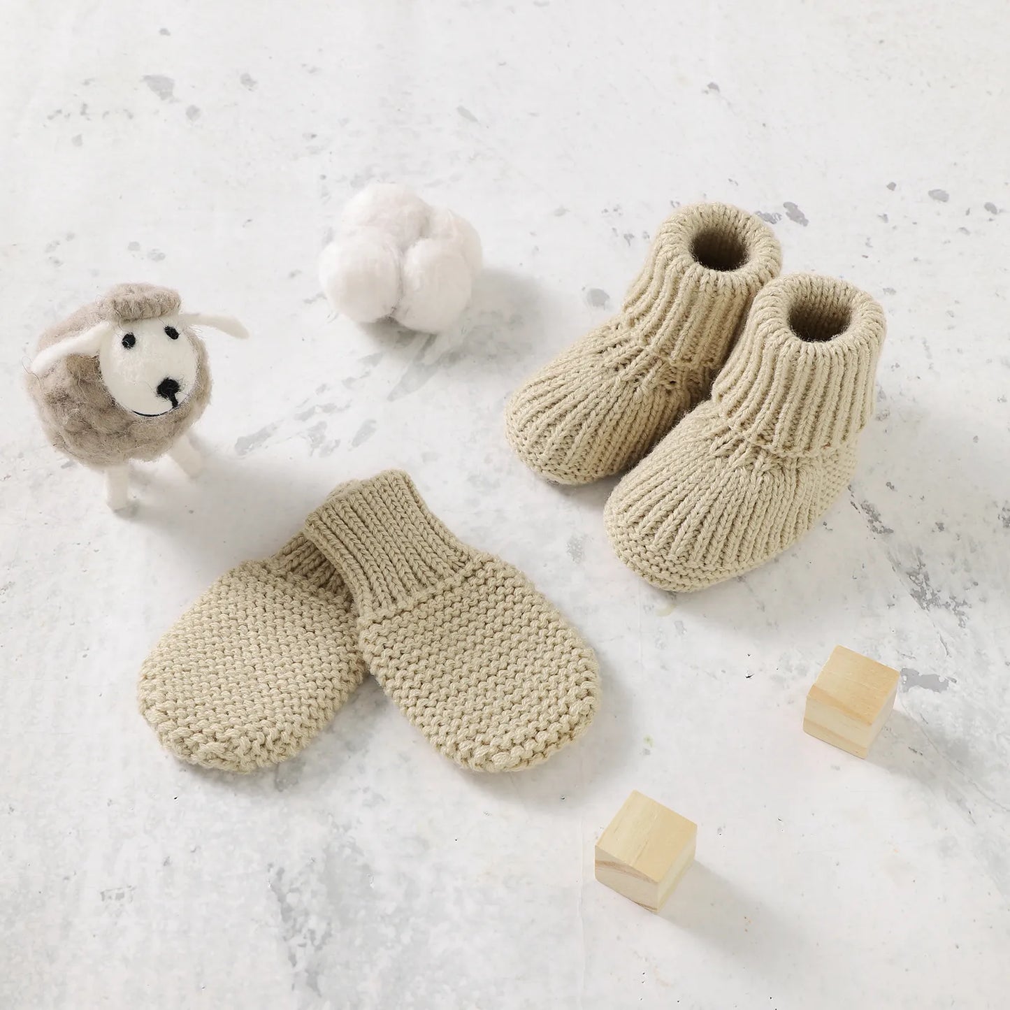 Newborn Knit Socks With Knit Mitten Gloves
