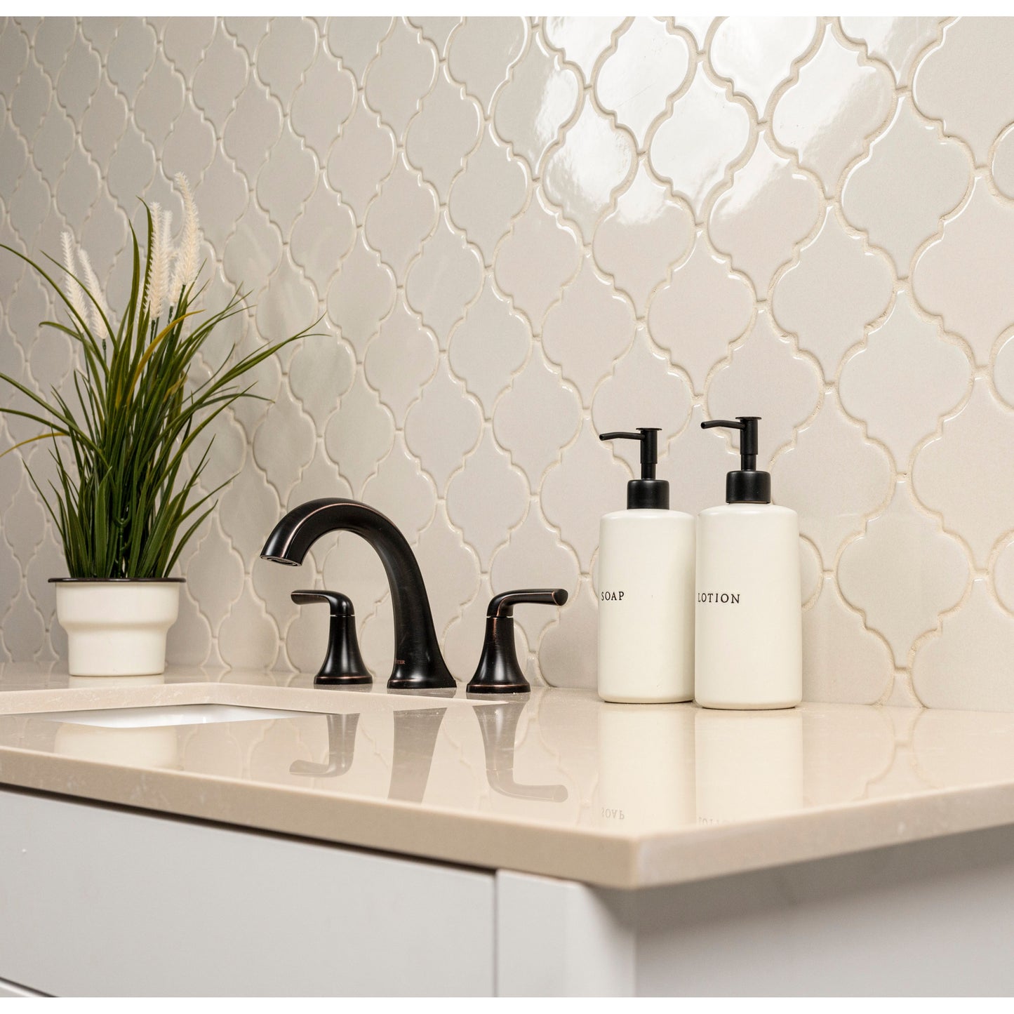 Antique White Arabesque 10.83" x 15.5" Glazed Ceramic Mesh-Mounted Mosaic Wall Tile Pattern-MSI Collection