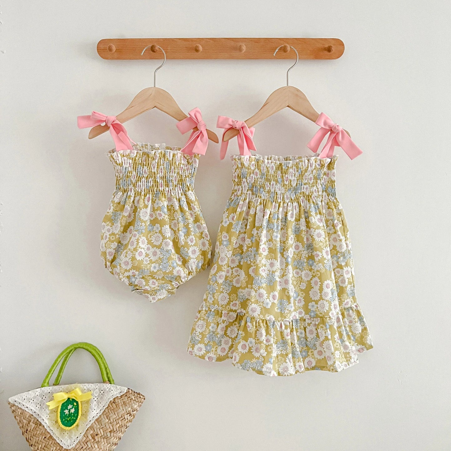 Contrast Floral Sister Outfit