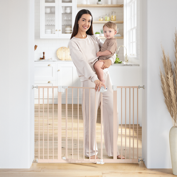 Baby Safety Gate by Comfy Cubs