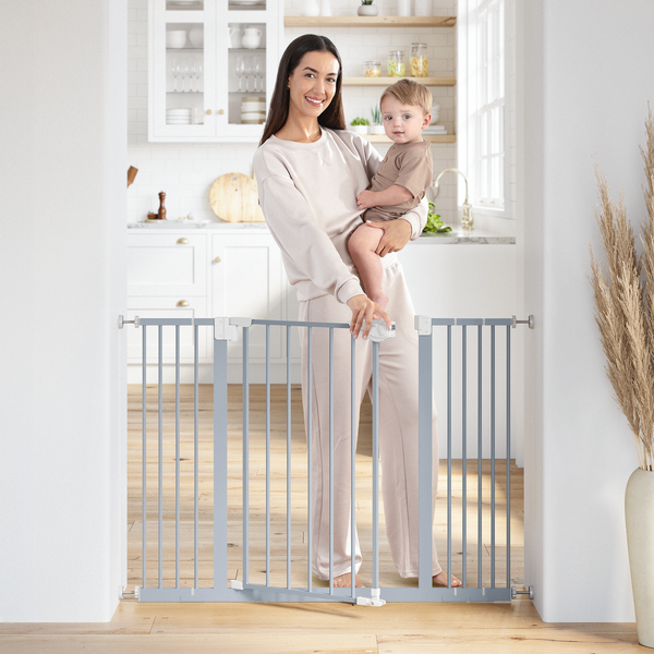 Baby Safety Gate by Comfy Cubs
