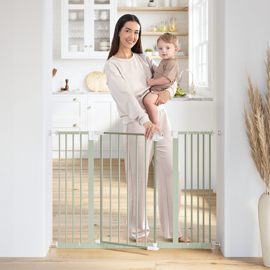Baby Safety Gate by Comfy Cubs