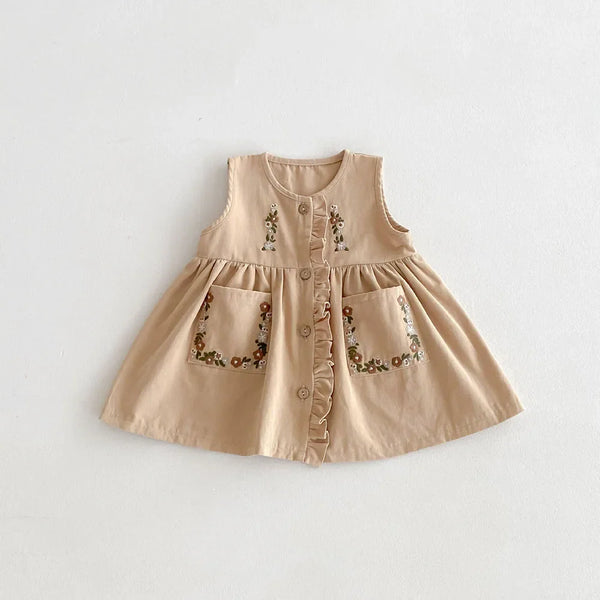 Embroidery Pocket Dress Outfit